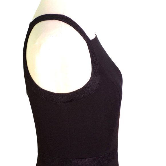 Cynthia Steffe 'Billie' Tulip Hem Lace Inset Dress - Picture 7 of 10